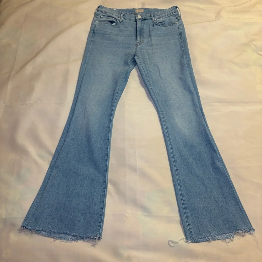 MOTHER- The Weekender Fray in Swimming Pool Sunday Size 30 Bootcut Jeans